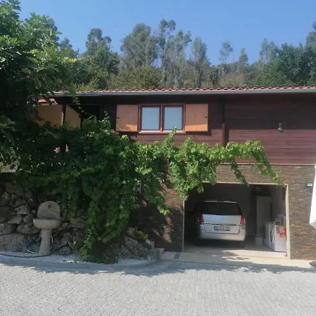 Kombi House Terras de Bouro